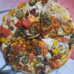 A picture of Mushroom pizza.