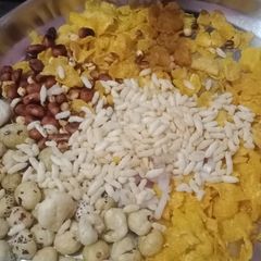A picture of Tea Time snack.
