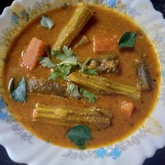 A picture of South indian sambar.
