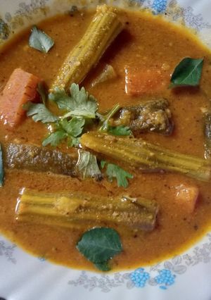 A picture of South indian sambar.