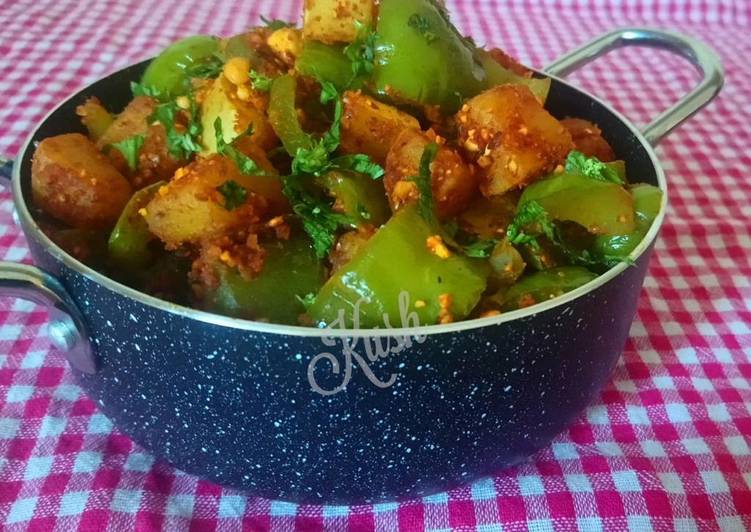 Simple Way to Prepare Aloo Capsicum Sabji in 12 Minutes for Mom