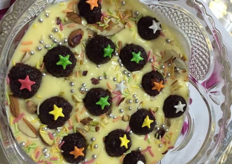 Recipe of Perfect Floating beet balls in custard