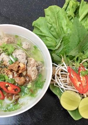 Hình của món Bún Mọc.