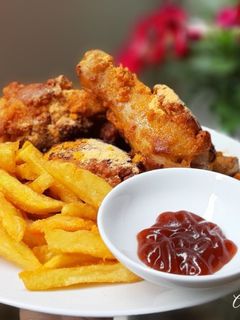 Hình của món Gà rán KFC phiên bản siêu dễ và siêu ngon.