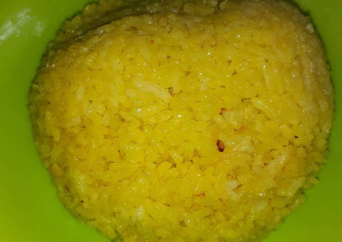 Nasi Kuning Ricecooker Gurih dan Enak