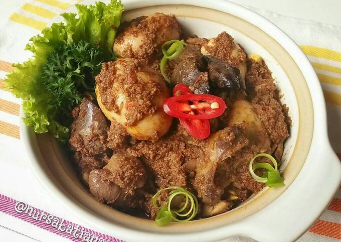 Bagaimana Membuat Rendang Ati Ampela dan Telur, Menggugah Selera