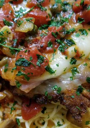 A picture of Veal Scallopini Piccata.