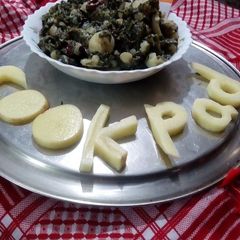A picture of Aalu Palak.