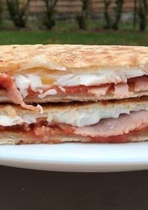 Une photo de Naan calzone rapide