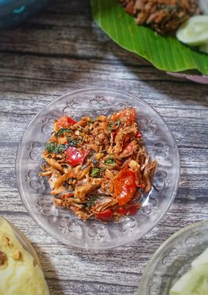 Foto resep 1040. Tongkol Suwir Pedas