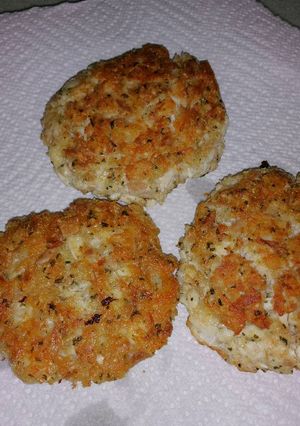 A picture of Crab Cakes.