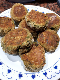 Una foto de Croquetas de espinaca y queso