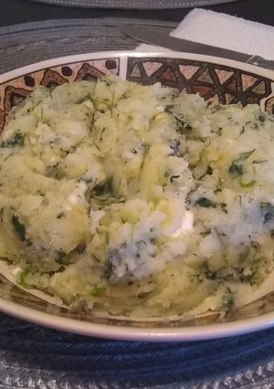 Una foto de Puré de papas Spanakopita