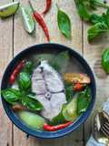 Sup ikan tenggiri dengan kemangi