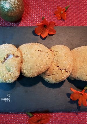 A picture of Chewy marshmallow cookies.