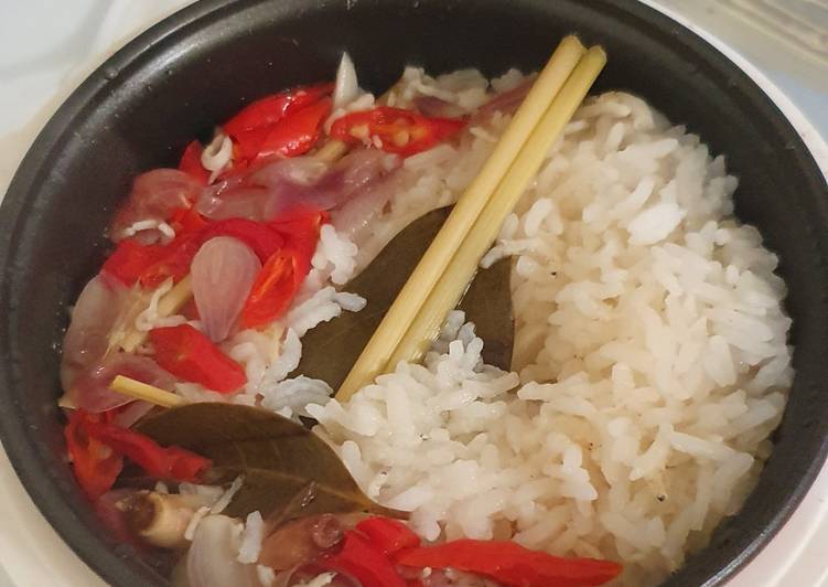 Langkah Mudah untuk Membuat Nasi Liwet Rice Cooker yang Sempurna