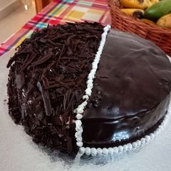 A picture of Half and half cake.