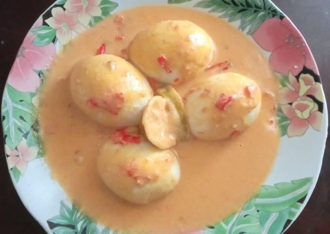 Sambal pecak telur