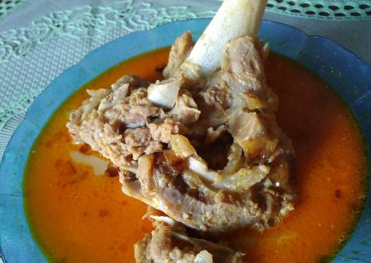 Gulai kambing opojare