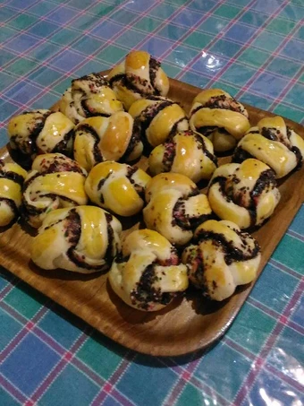 Langkah Gampang Membikin Resep Roti manis coklat yang Enak Banget Anti Ribet, Uenak Banget
