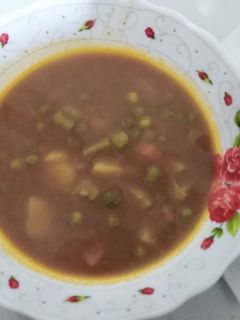 صورة لوصفة جلبانة (بازيلاء) بالخضار صحية ولذيذة