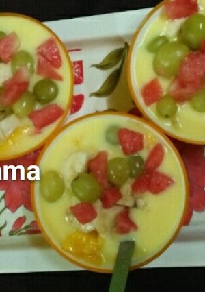 फ्रूट्स कस्टर्ड (Fruits Custard recipe in Hindi) रेसिपी मुख्य फोटो