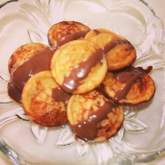 A picture of Wheat ball cakes.