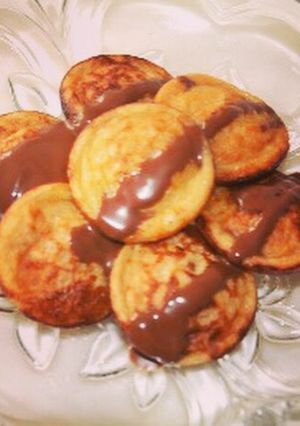 A picture of Wheat ball cakes.