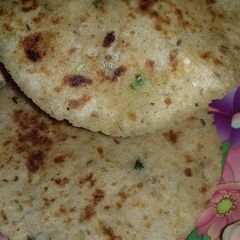 A picture of Sooji Parantha.