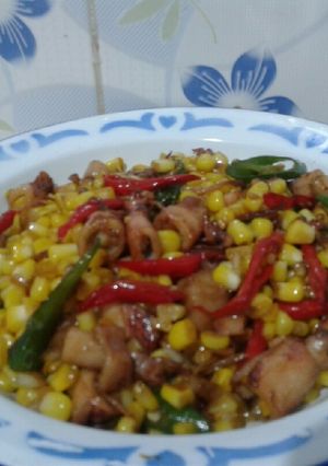 Foto resep Oseng Cumi asin dengan jagung manis