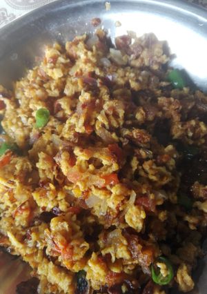 A picture of Anda payaz(hash pash).
