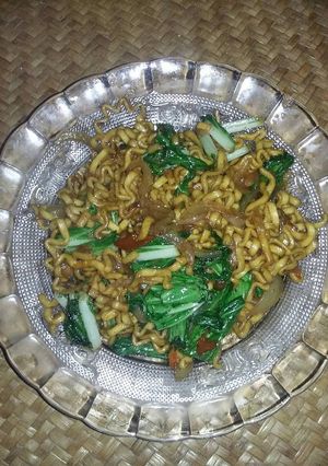 Foto resep Mie goreng sawi 😊