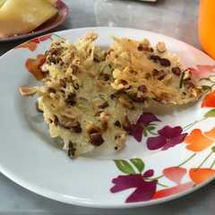 A picture of Peyek Kacang Renyah.