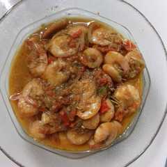 A picture of Sambal udang super pedas.