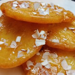 A picture of Malai malpua.
