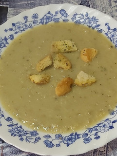 Una foto de Crema de garbanzos y verduras