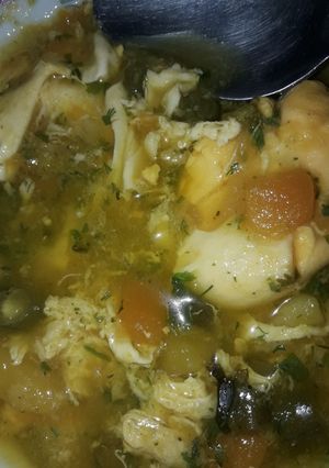 Una foto de Sopa de verduras con huevo