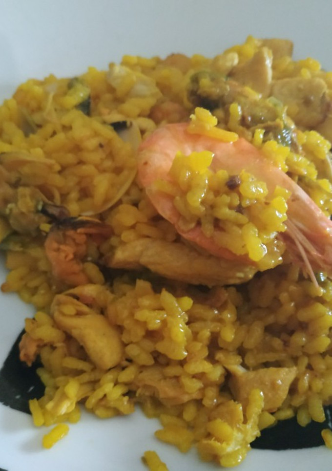 Una foto de Paella mixta