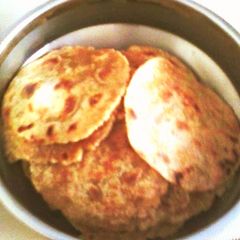 A picture of Rajgira paratha.
