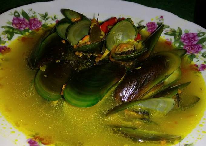 Resep Kerang Ijo Kuah Kuning Oleh Dewi Artika Cookpad