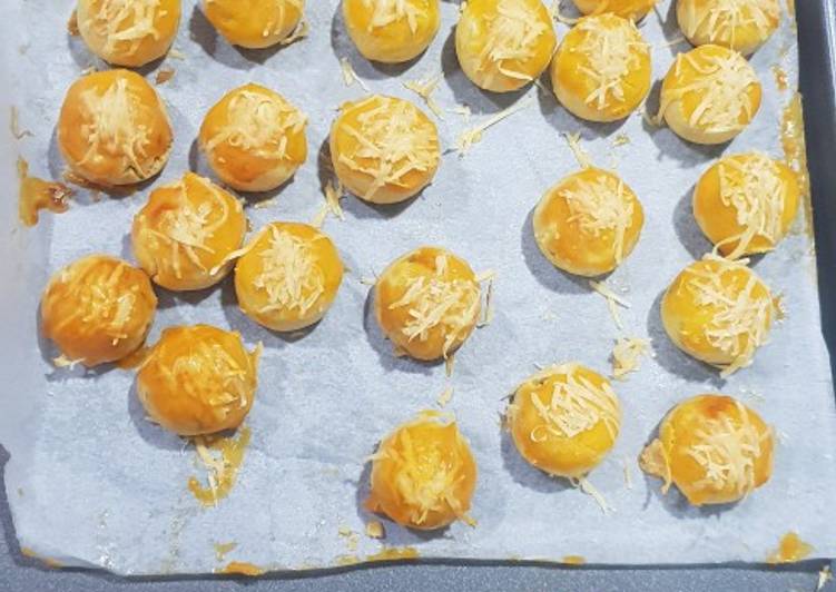 Bagaimana memasak Nastar keju ala jtt yang mudah