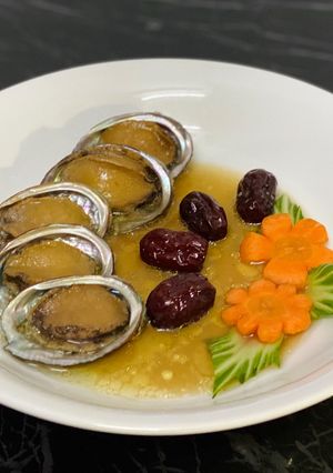 Hình của món Bào Ngư hầm gà.