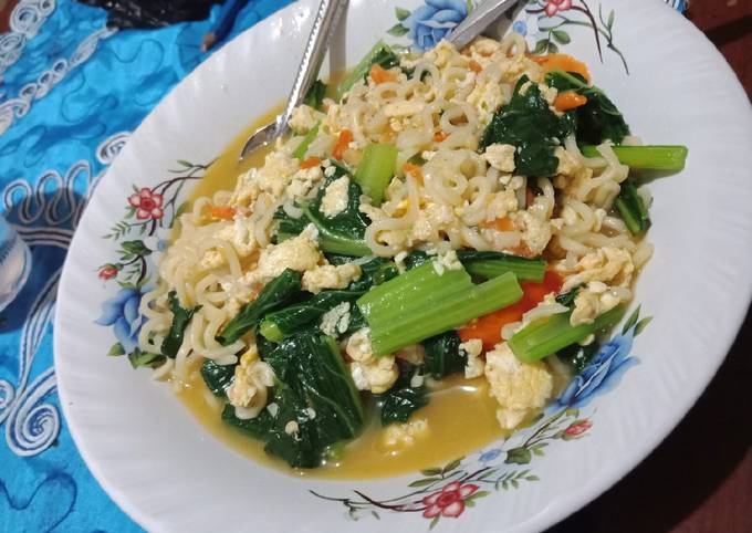 Standar Resep memasak Indomie bumbu geprek yang menggugah selera
