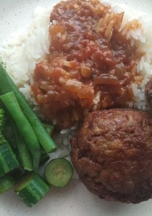 A picture of Fried Meatballs.