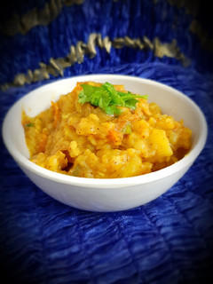 ઇન્સ્ટંટ પાવભાજી(Instant Pavbhaji Recipe In Gujarati) રેસીપી મુખ્ય ફોટો