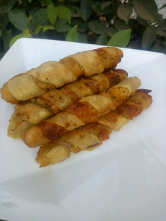 A picture of Sweet potato curl rolls.