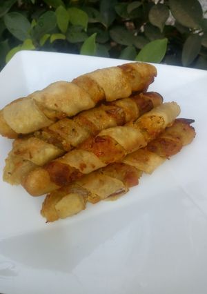 A picture of Sweet potato curl rolls.