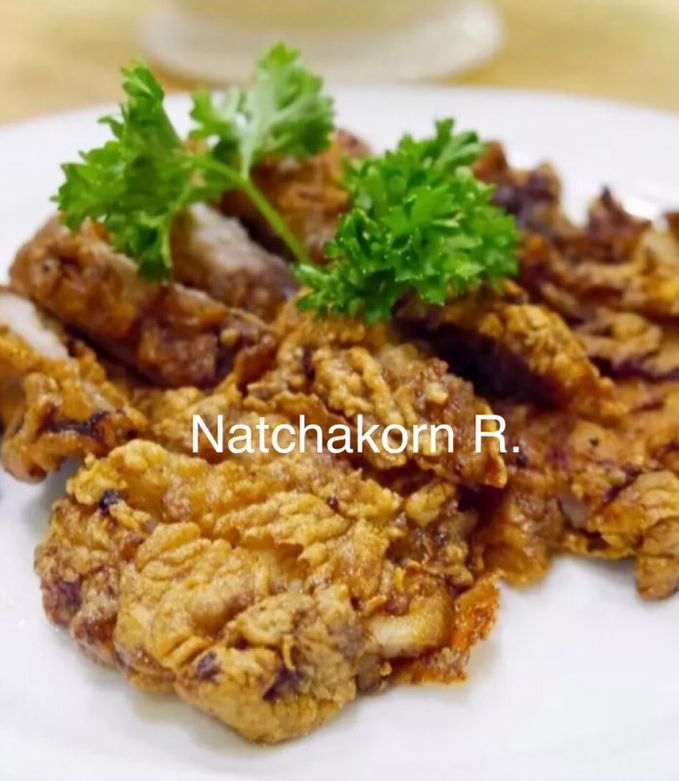 รูปของ หมูทอดเจ๊จง