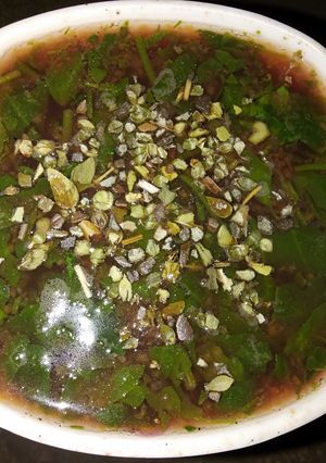 A picture of Green soup(Pot herb/bathua).