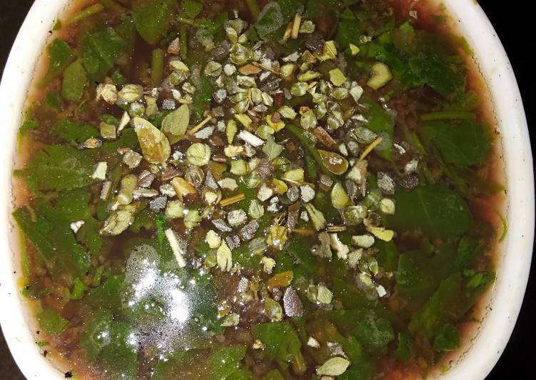 Recipe of Award-winning Green soup(Pot herb/bathua)